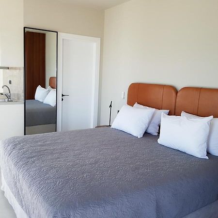 Houmas Apartments Yialos 外观 照片