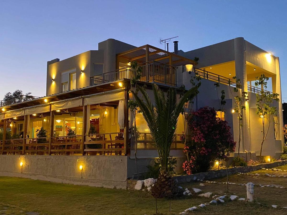 Houmas Apartments Yialos 外观 照片
