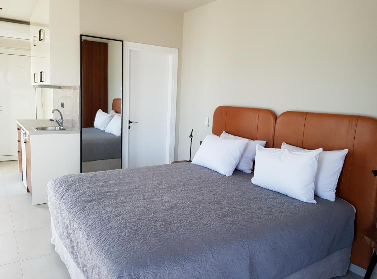 Houmas Apartments Yialos 外观 照片