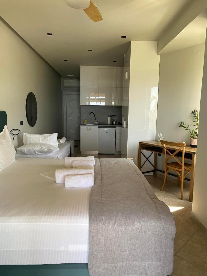 Houmas Apartments Yialos 外观 照片